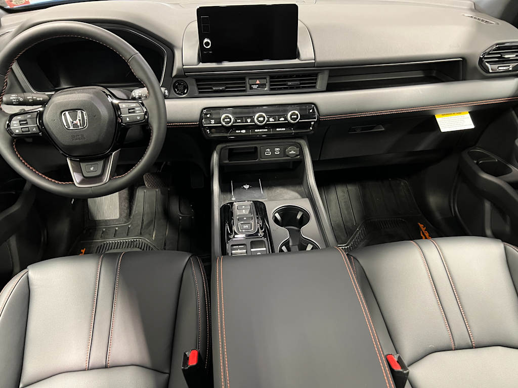 Thumbnail: 2025 Honda Pilot - 9