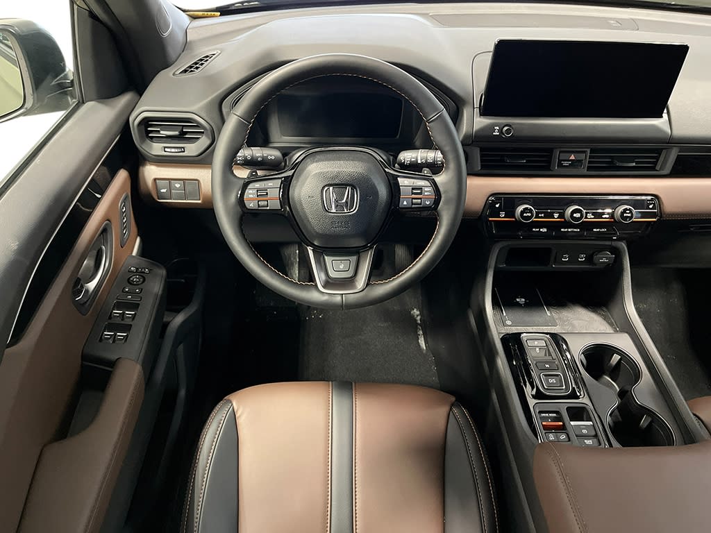 Thumbnail: 2026 Honda Pilot - 10