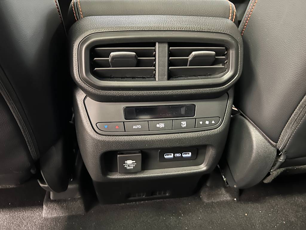 Thumbnail: 2025 Honda Pilot - 32