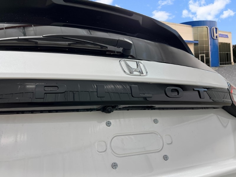 Thumbnail: 2025 Honda Pilot - 17