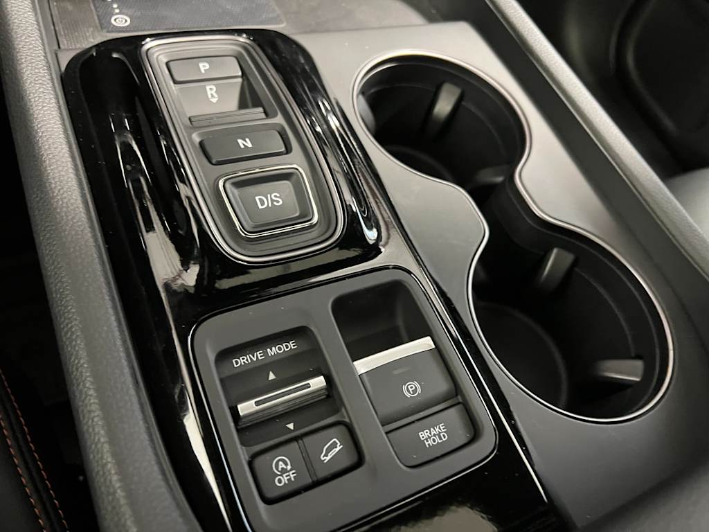 Thumbnail: 2025 Honda Pilot - 14