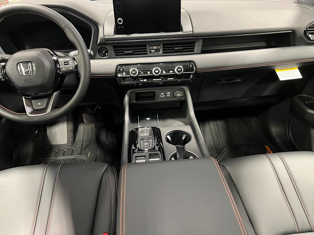 Thumbnail: 2025 Honda Pilot - 9