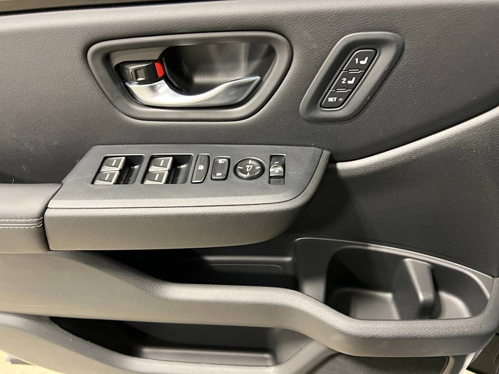 Thumbnail: 2025 Honda Pilot - 24