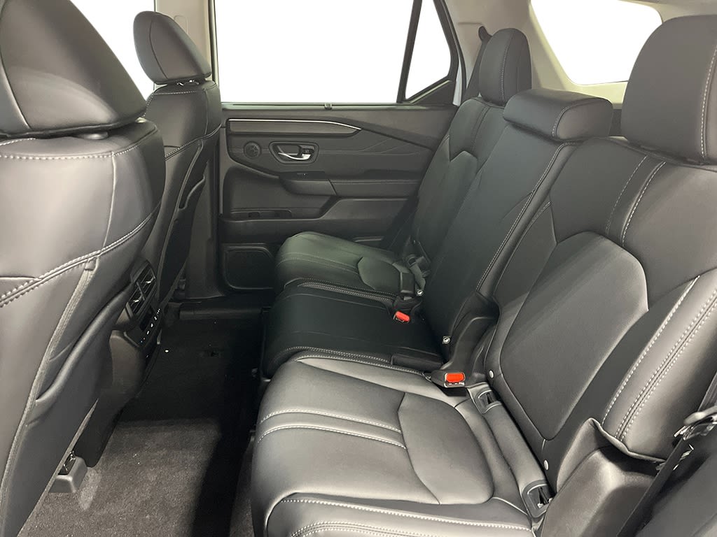 Thumbnail: 2026 Honda Pilot - 13