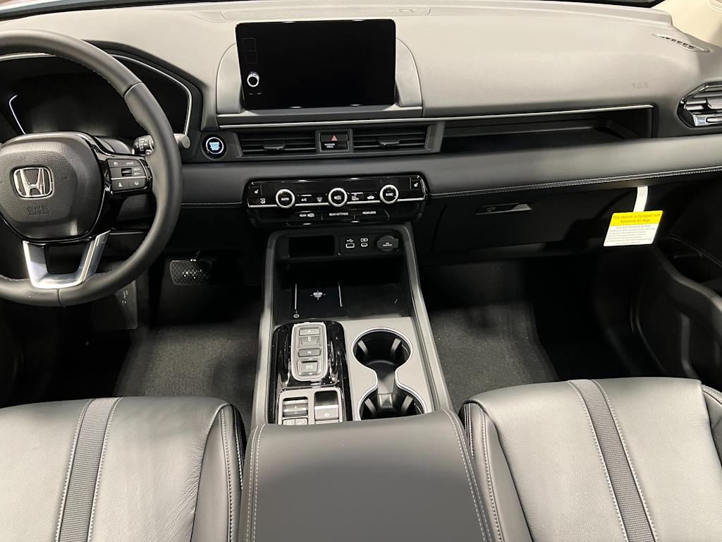 Thumbnail: 2025 Honda Pilot - 10