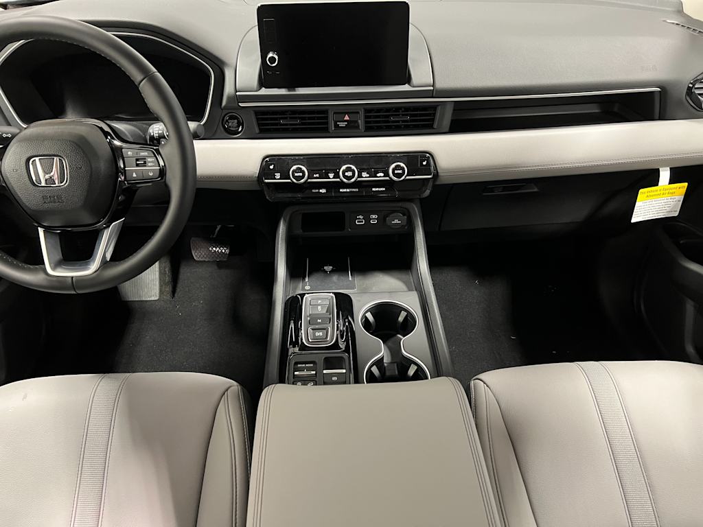 Thumbnail: 2025 Honda Pilot - 10