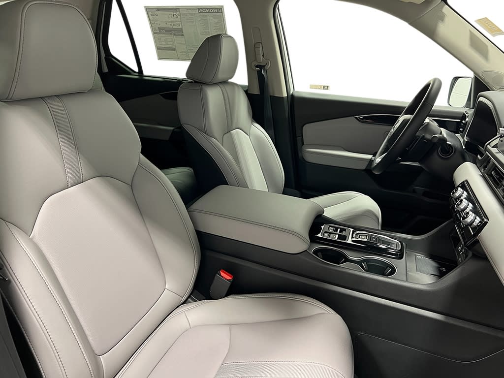 Thumbnail: 2025 Honda Pilot - 12