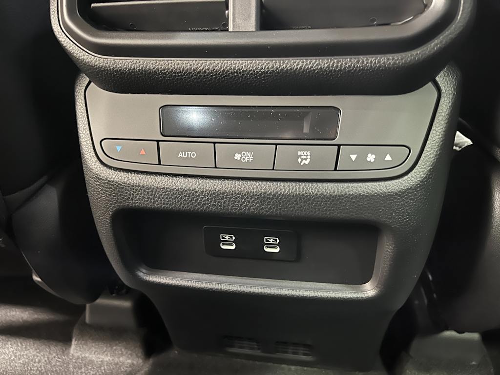 Thumbnail: 2026 Honda Pilot - 25