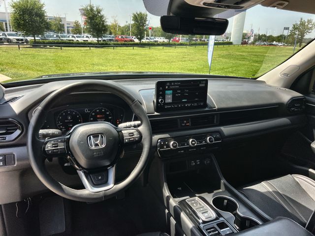 Thumbnail: 2023 Honda Pilot - 2