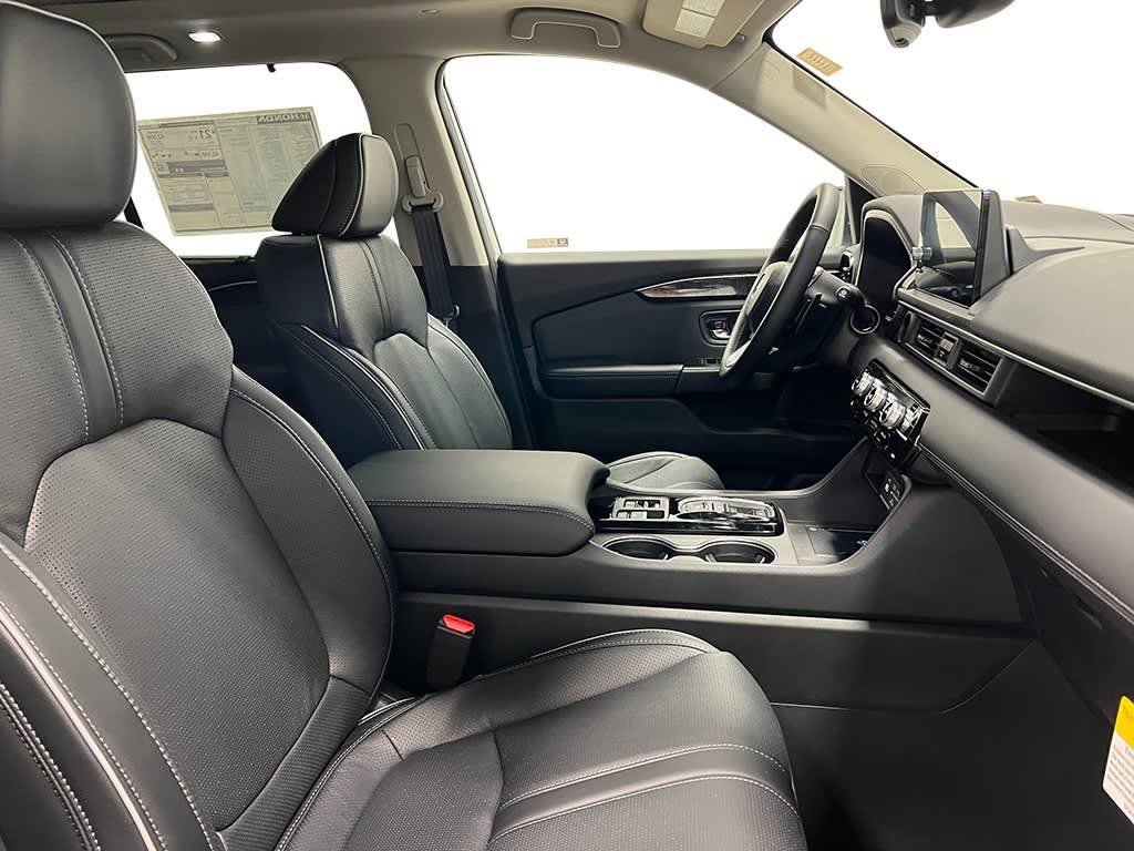 Thumbnail: 2025 Honda Pilot - 12