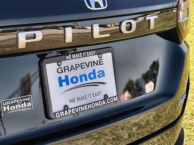 Thumbnail: 2026 Honda Pilot - 13