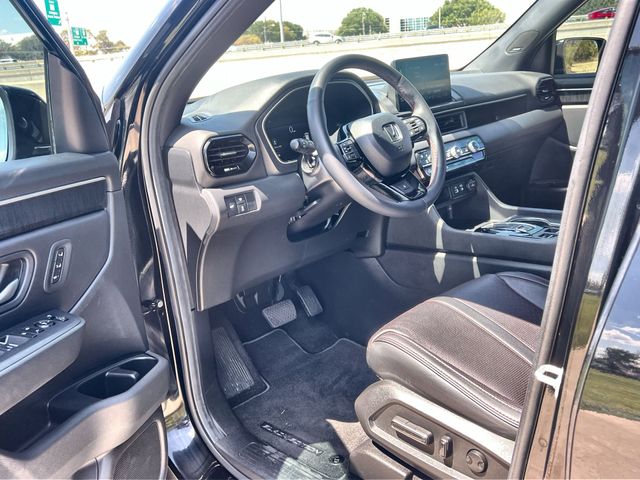 Thumbnail: 2025 Honda Pilot - 11