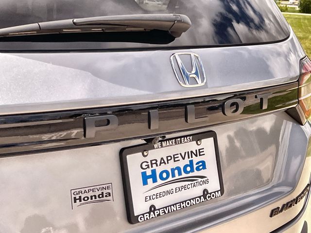 Thumbnail: 2026 Honda Pilot - 17