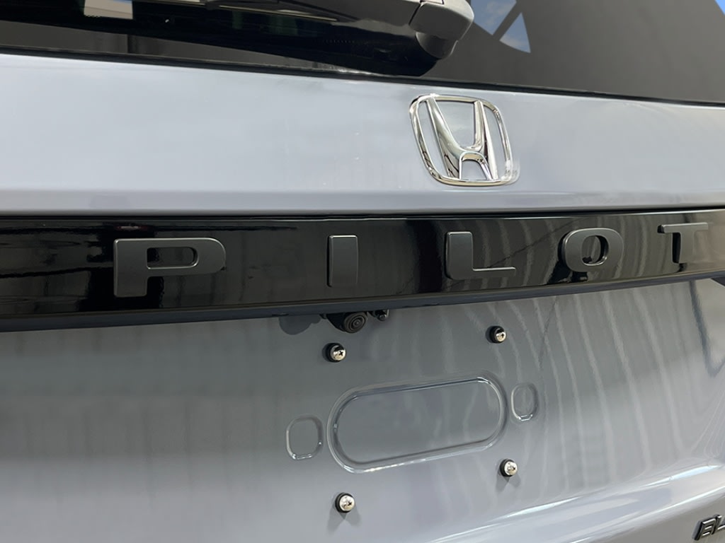 Thumbnail: 2026 Honda Pilot - 18