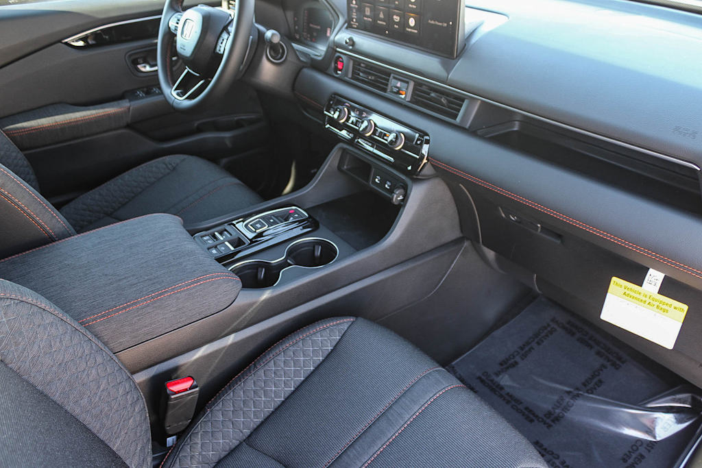 Thumbnail: 2026 Honda Pilot - 12