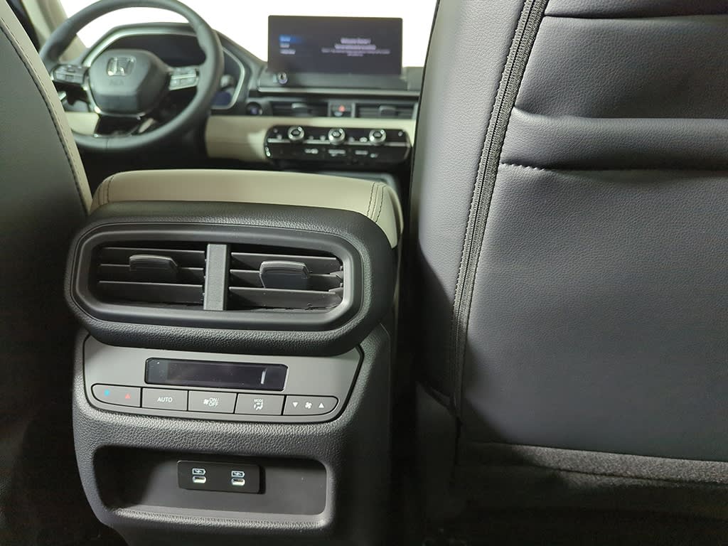 Thumbnail: 2026 Honda Pilot - 22