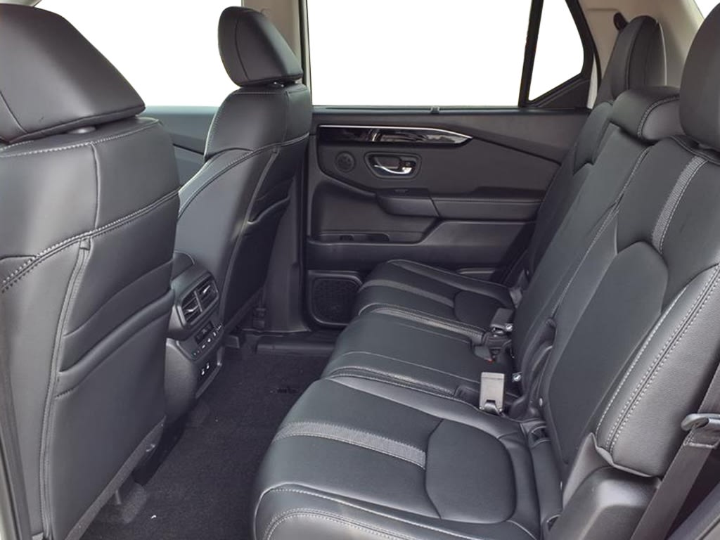 Thumbnail: 2026 Honda Pilot - 11