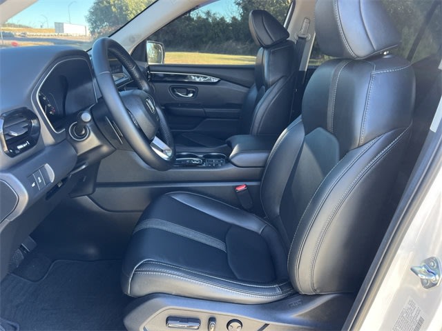 Thumbnail: 2025 Honda Pilot - 10