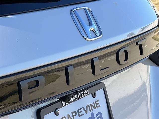 Thumbnail: 2025 Honda Pilot - 20