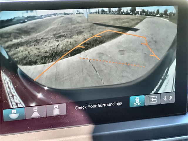 Thumbnail: 2024 Honda Pilot - 25