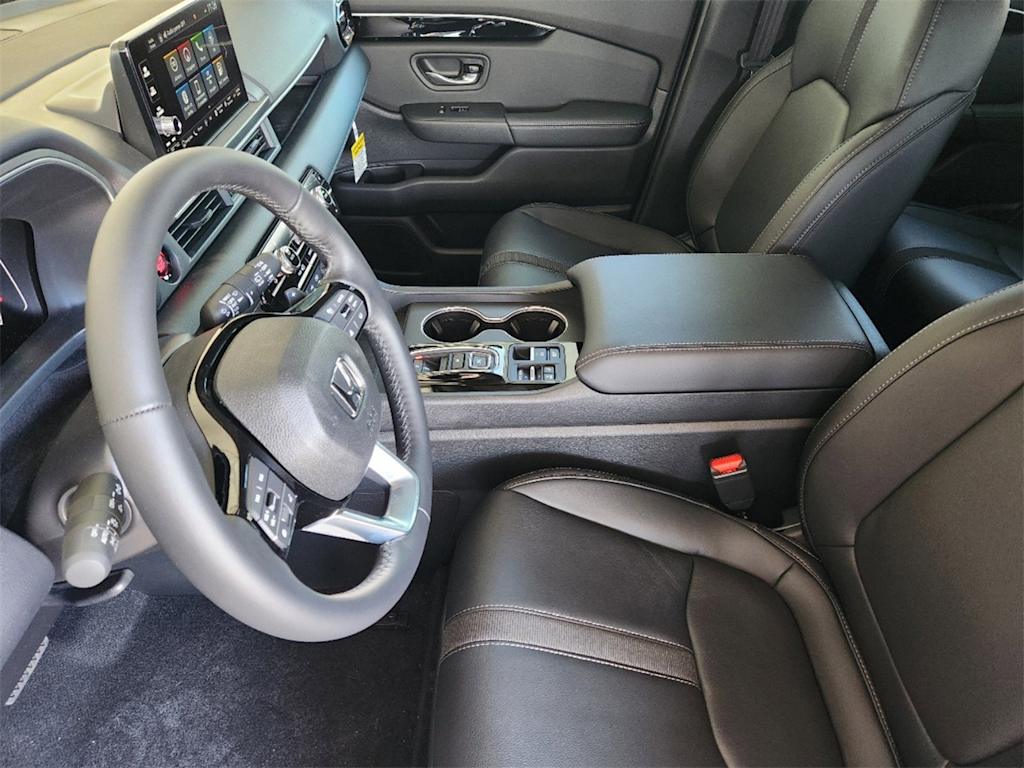 Thumbnail: 2025 Honda Pilot - 6