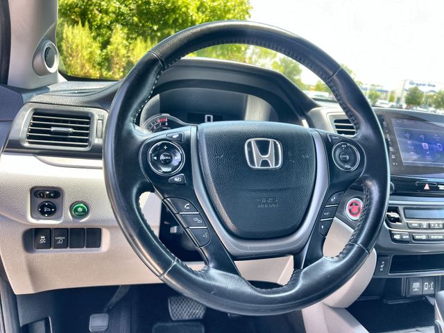 Thumbnail: 2017 Honda Ridgeline - 10
