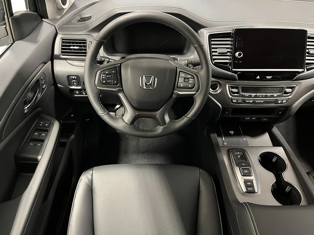 Thumbnail: 2026 Honda Ridgeline - 10