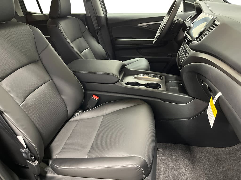 Thumbnail: 2025 Honda Ridgeline - 11