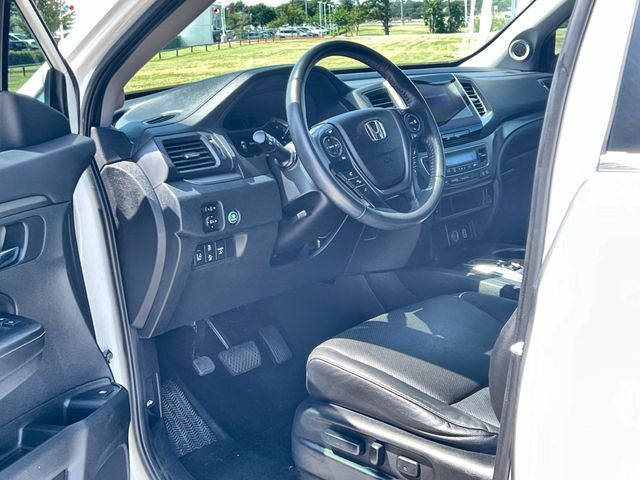 Thumbnail: 2020 Honda Ridgeline - 18