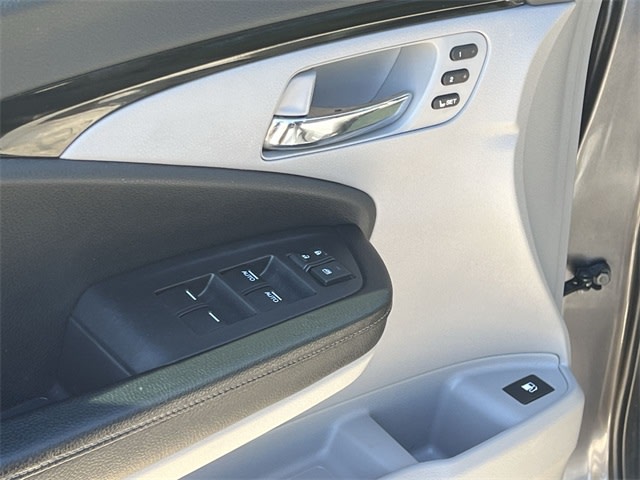 Thumbnail: 2017 Honda Ridgeline - 30