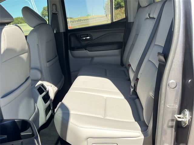 Thumbnail: 2017 Honda Ridgeline - 21