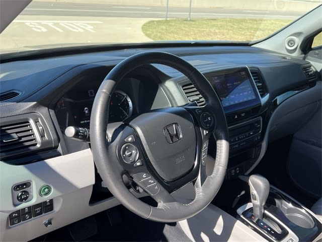 Thumbnail: 2017 Honda Ridgeline - 2