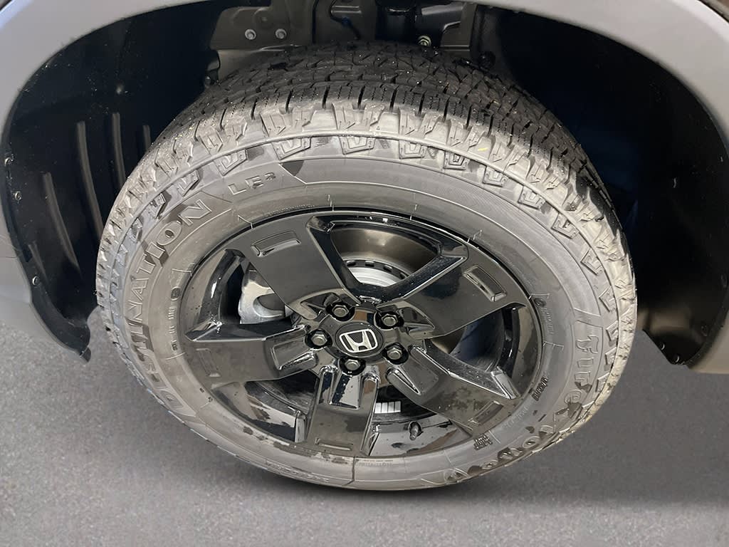 Thumbnail: 2026 Honda Ridgeline - 8
