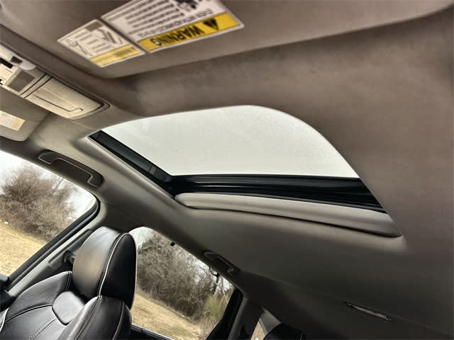 Thumbnail: 2017 Acura MDX - 32