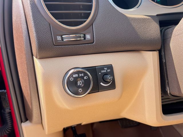 Thumbnail: 2012 Buick Enclave - 28