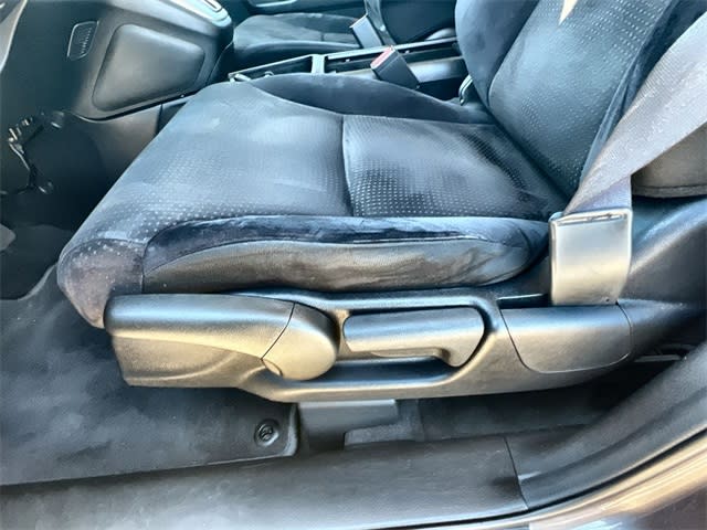 Thumbnail: 2012 Honda CR-V - 30