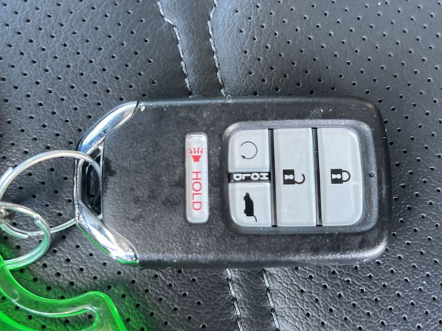 Thumbnail: 2019 Honda CR-V - 23