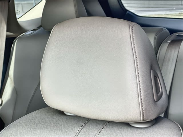 Thumbnail: 2021 Acura RDX - 25