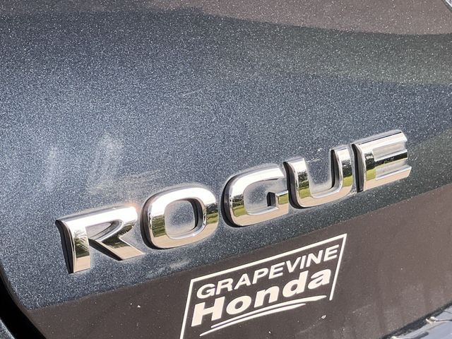 Thumbnail: 2015 Nissan Rogue - 7