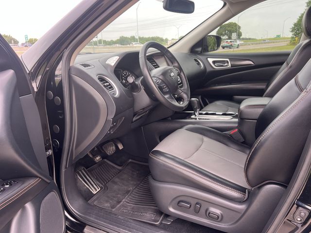 Thumbnail: 2019 Nissan Pathfinder - 11