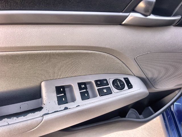 Thumbnail: 2018 Hyundai Elantra - 29