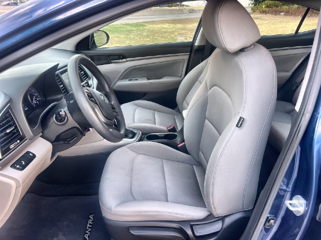 Thumbnail: 2018 Hyundai Elantra - 12