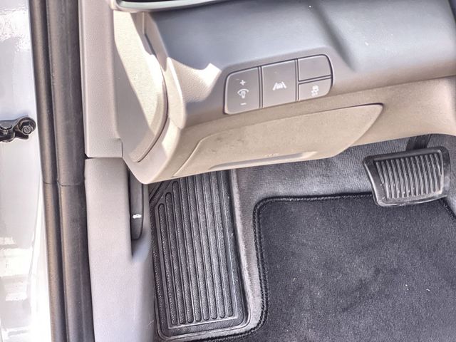 Thumbnail: 2021 Hyundai Elantra - 29