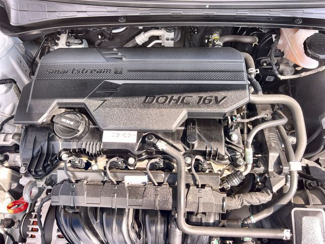 Thumbnail: 2021 Hyundai Elantra - 8