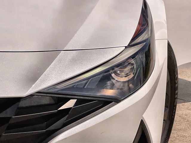 Thumbnail: 2021 Hyundai Elantra - 24