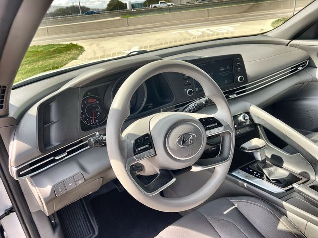 Thumbnail: 2021 Hyundai Elantra - 2