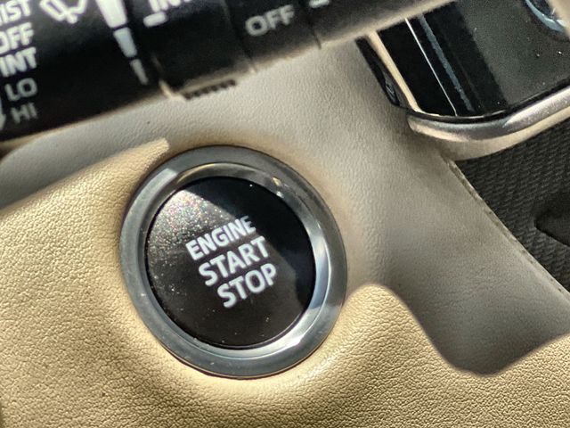 Thumbnail: 2021 Toyota Highlander - 28