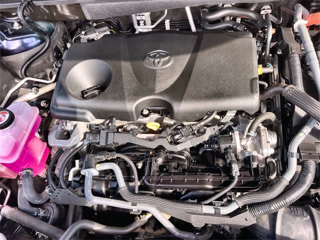 Thumbnail: 2023 Toyota Highlander - 9