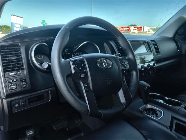 Thumbnail: 2021 Toyota Sequoia - 2