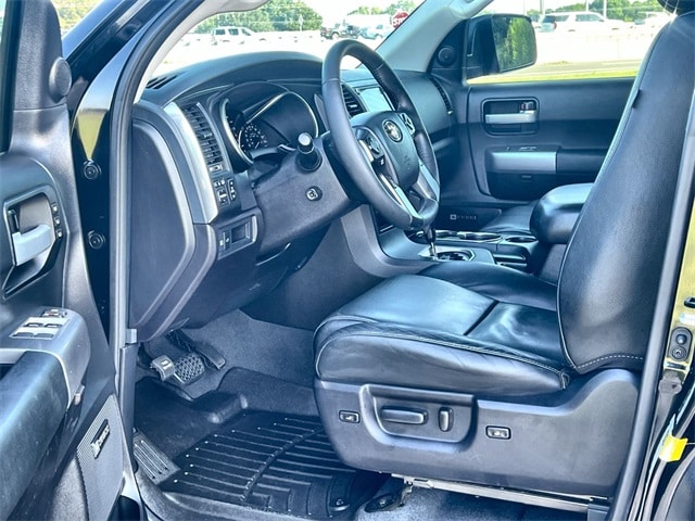 Thumbnail: 2021 Toyota Sequoia - 9